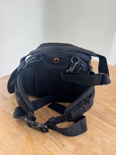 Lowepro Inverse 100 AW Beltpack Camera Bag
