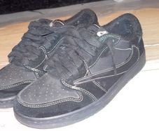 Travis Scott black shoes