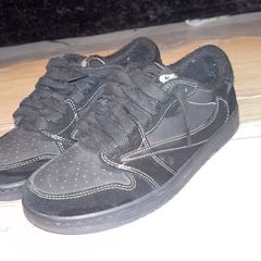 Travis Scott black shoes