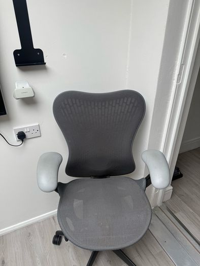 Herman Miller Mirra 2 Office Chair
