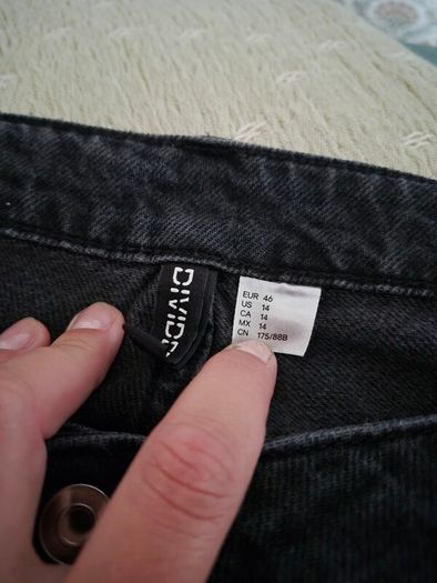 H&M barrel jeans