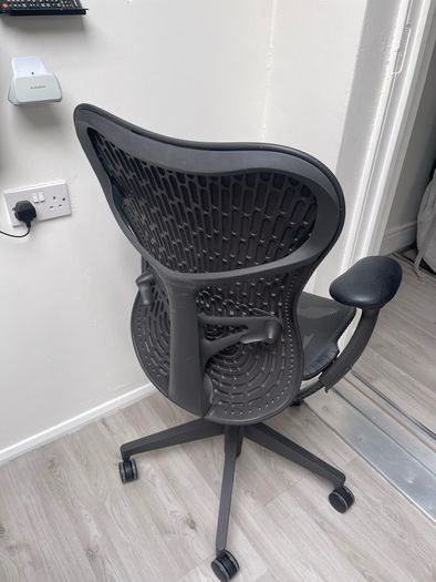 Herman Miller Mirra 2 Office Chair