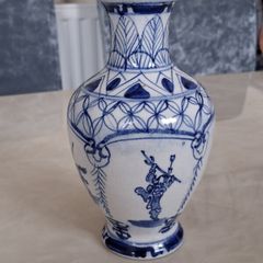 Continental Vase Chinese Style
