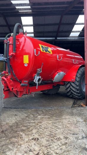 Slurry tanker