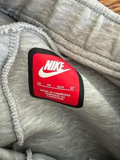 Nike Tech Adult XS tracksuit bottoms