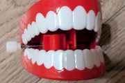 Chattering teeth