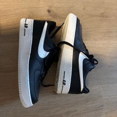 Nike AirForce 1