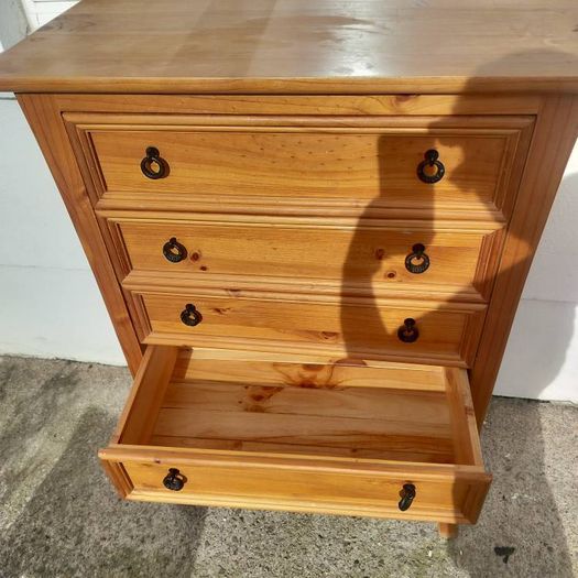 Chest of 6 drawers