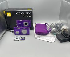 Nikon Coolpix S3300 16MP Digital Camera Purple - Full Kit - Nr Mint