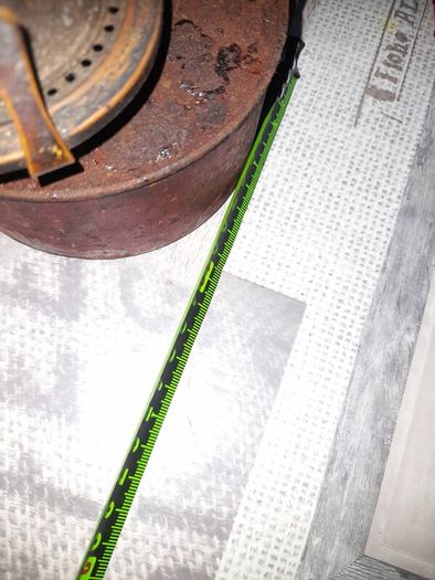 Antique Railway or Guard's Oil Lamp, Designed to be Wall Mounted. paraffin lamp Metal Features a backplate for mounting to a vertical surface and a cylindrical base for fuel