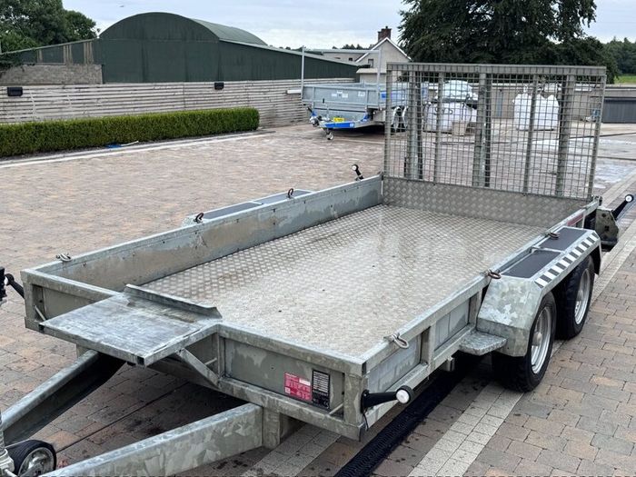 Nugent 12x6 plant trailer