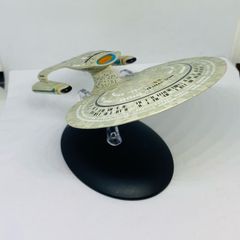 Star Trek USS Enterprise NCC - 1701 D