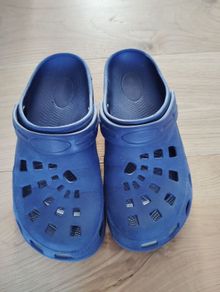 women sandals/garden shoes.Size 6/39