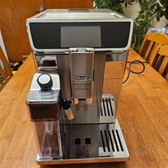 De'Longhi Primadonna Elite Experience Premium Coffee Machine