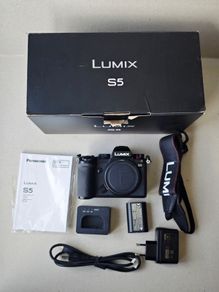 Panasonic Lumix S5 with 3306 shutter count
