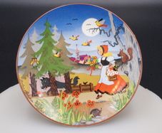 Vintage POOLE England Decorative Red Riding Hood Plate