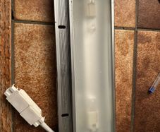 Roca Bathroom Light