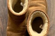 Girls Ugg Boots: Size 1 - Or Free With Any Clothes Bundle