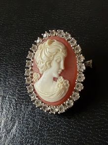 silver cameo pendant
