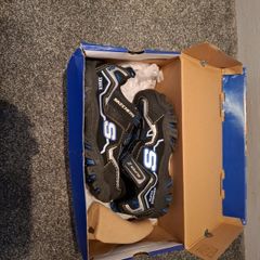 boys skechers
