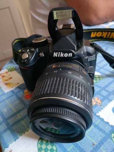 Nikon D3100
