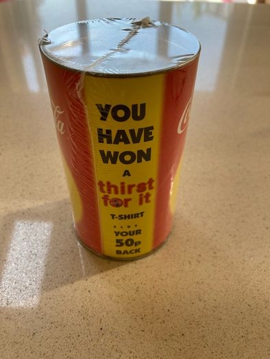 Coca Cola T-shirt in can Rare English 50 Pence Coin