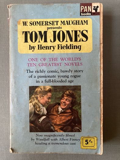 MASSIVE BOOK SALE - Vintage Paperbacks, Irish Authors & Bestsellers - Dublin