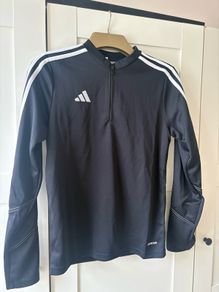 Adidas half zip top