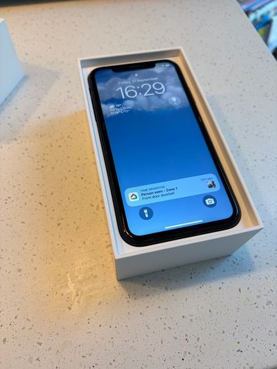 IPhone XR Unlocked 64GB