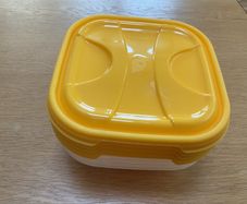 5 Lunch boxes/ Sandwich boxes