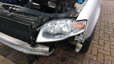 Audi a4 b7 passenger side headlamp,headlights.breaking a4 s-line all parts  bumpers 3 spoke steering wheel rs6 R18 and sline R18 wheels tyres