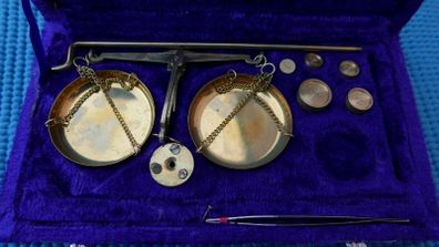 Vintage Portable Balance Brass Scale - Antique Presious Brass Balance Scale