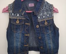 F&F denim girls gilet. Size 5 years