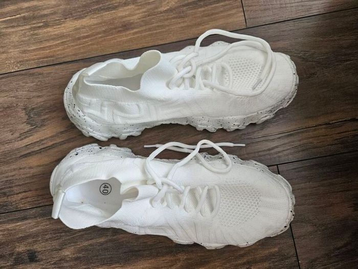 White ladies trainers