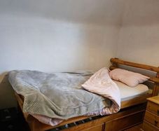 single bed