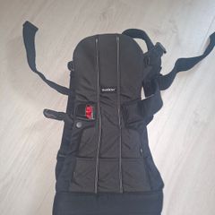 baby carrier