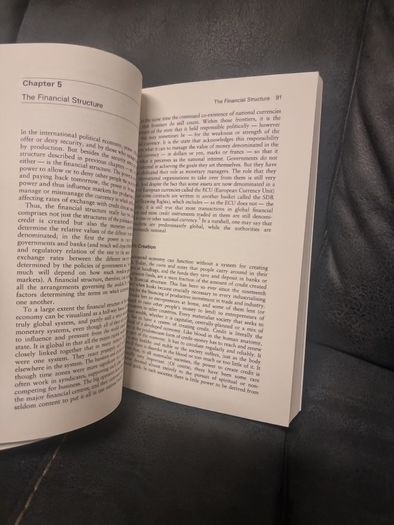 States and Markets. Susan Strange.
