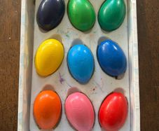 Baby egg crayons
