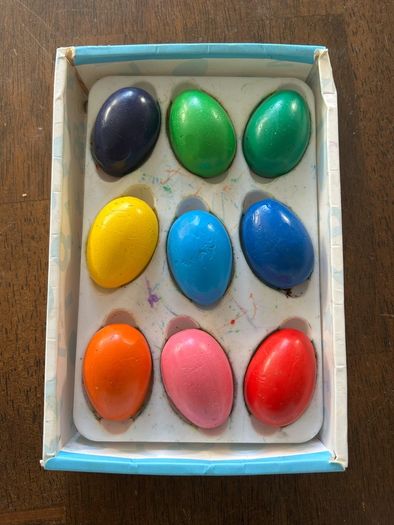 Baby egg crayons