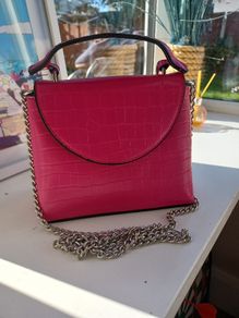 Ladies Cerise Pink Mock Croc Crossbody Bag