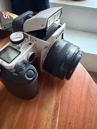 canon EOS 50E