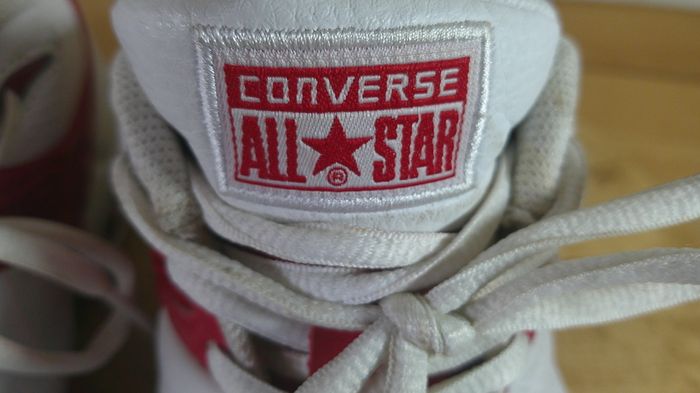 Vintage Converse All Star Icon HELX Basketball Shoes White Red Euro 40 UK \ Ire 6