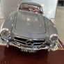 Mercedes 300 SL Gullwing extremely rare Dealer Model 1/18 Image 5