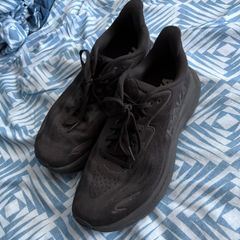 Hoka Size 8