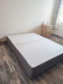 Gray double bed base in D01