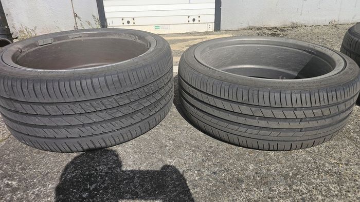 BMW Style 763M 20" staggered alloys with TPMS sensors