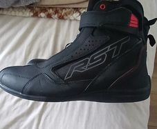 rst frontier boots