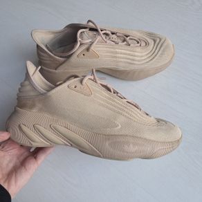 adidas sltn UK 8