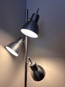 Floor lamp