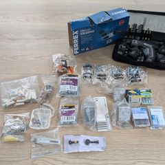 Wireless screwdriver and screw bundle